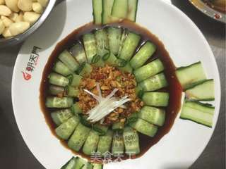 捞汁翠绿卷 的做法步骤：2