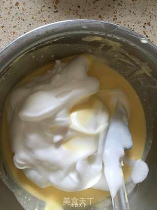 蔓越莓玫瑰花轻乳酪蛋糕的做法步骤:11