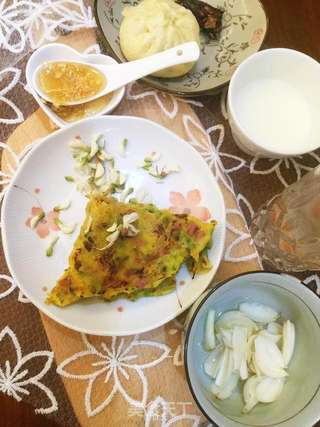 槐花甜饼的做法步骤:9