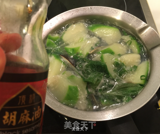 九层塔蛤蜊丝瓜汤的做法步骤:8