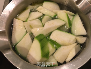 九层塔蛤蜊丝瓜汤的做法步骤:5