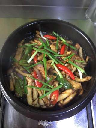 菌菇鸡柳什锦煲的做法步骤:11