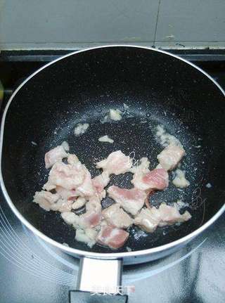 电饭煲南瓜焖饭的做法步骤:2