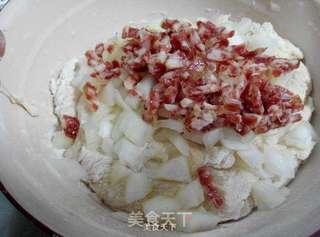 意式腊肠洋葱包的做法步骤:5