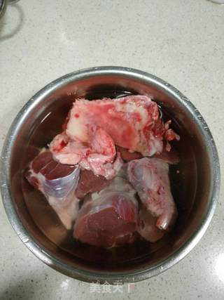 香卤牛腱子的做法步骤:2