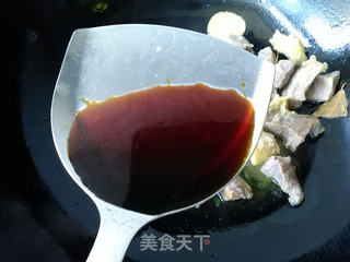 胡萝卜烧牛肉的做法步骤:6