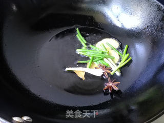 胡萝卜烧牛肉的做法步骤:4