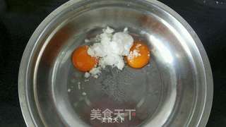 奶香葡萄干冰淇淋的做法步骤:2