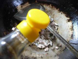 榨菜五花肉炒蚕豆的做法步骤:5