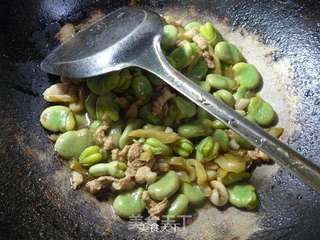 榨菜五花肉炒蚕豆的做法步骤:12