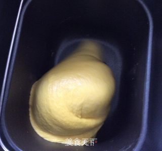 南瓜奶酪吐司的做法步骤:4