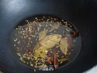 东北酱大骨的做法步骤:3