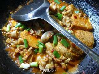 鲜素鸡烧牛蛙的做法步骤:17