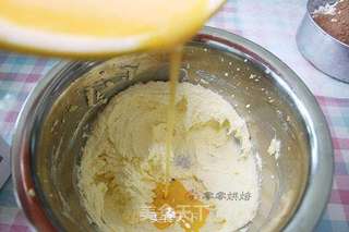 黑森林鲜花裸蛋糕的做法步骤:6