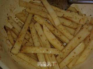 烧烤土豆条的做法步骤:2