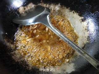 香葱香菇五花肉炒黄豆芽的做法步骤：6