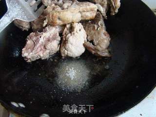 东北酱大骨的做法步骤:7