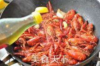 【锦伊味】招牌香辣小龙虾!的做法步骤:9