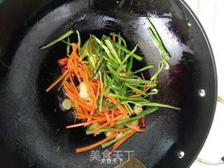 蒜台炒瘦肉的做法步骤:11