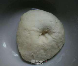 菊花豆沙包的做法步骤：1