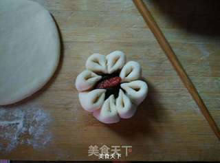 菊花豆沙包的做法步骤：8