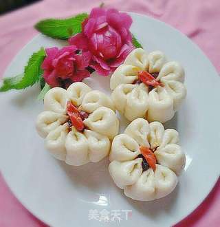 菊花豆沙包的做法步骤：10