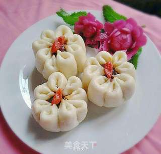 菊花豆沙包的做法步骤：12
