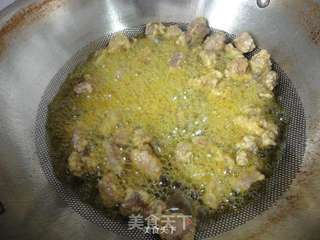 溜肉段的做法步骤:4