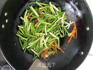 蒜台炒瘦肉的做法步骤:12