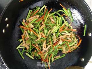 蒜台炒瘦肉的做法步骤:14