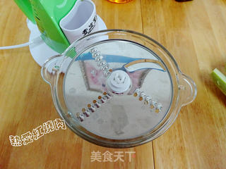 西葫芦猪肉锅贴儿的做法步骤:5