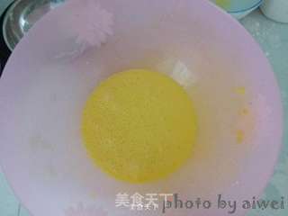 樱桃慕斯蛋糕的做法步骤:3
