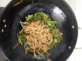 蒜台炒瘦肉的做法步骤:13