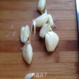 蒜香鸡脖的做法步骤:3