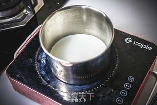 自制葱花梳打饼(烤箱做梳打饼干)的做法步骤:2