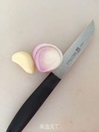 薯片鳄梨酱的做法步骤:2