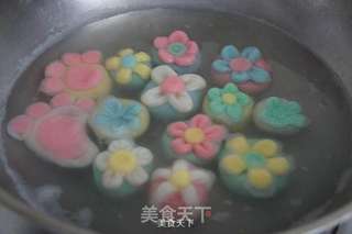 水磨糯米粉花式汤圆的做法步骤:6
