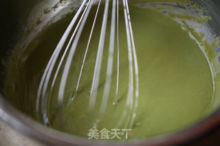 和宇治抹茶的夏日约会——抹茶草莓卷的做法步骤:4