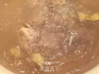 牛蒡红萝卜排骨汤的做法步骤:3