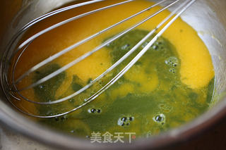 和宇治抹茶的夏日约会——抹茶草莓卷的做法步骤:3