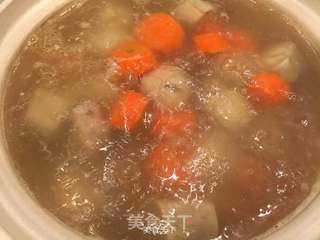 牛蒡红萝卜排骨汤的做法步骤:5