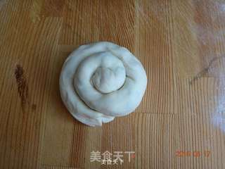 千层油饼葱油饼手撕饼的做法步骤:7