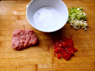 肉沫豌豆仁的做法步骤:2