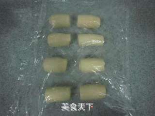 蛋黄酥的做法步骤:8