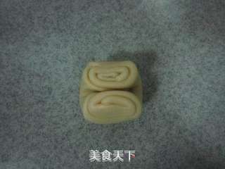 蛋黄酥的做法步骤:10