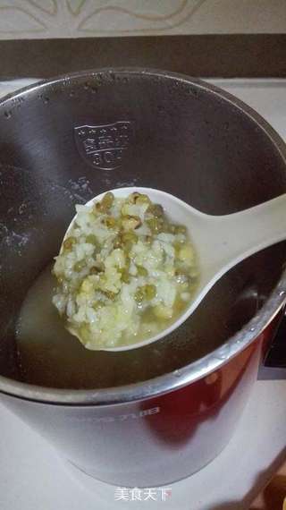 大米绿豆粥的做法步骤:7