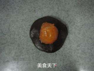 蛋黄酥的做法步骤:9