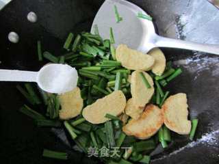 韭菜炒素鸡的做法步骤:6