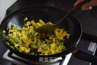 铁皮石斛花炒蛋的做法步骤:6