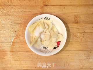 芹菜炒土豆丝的做法步骤:3